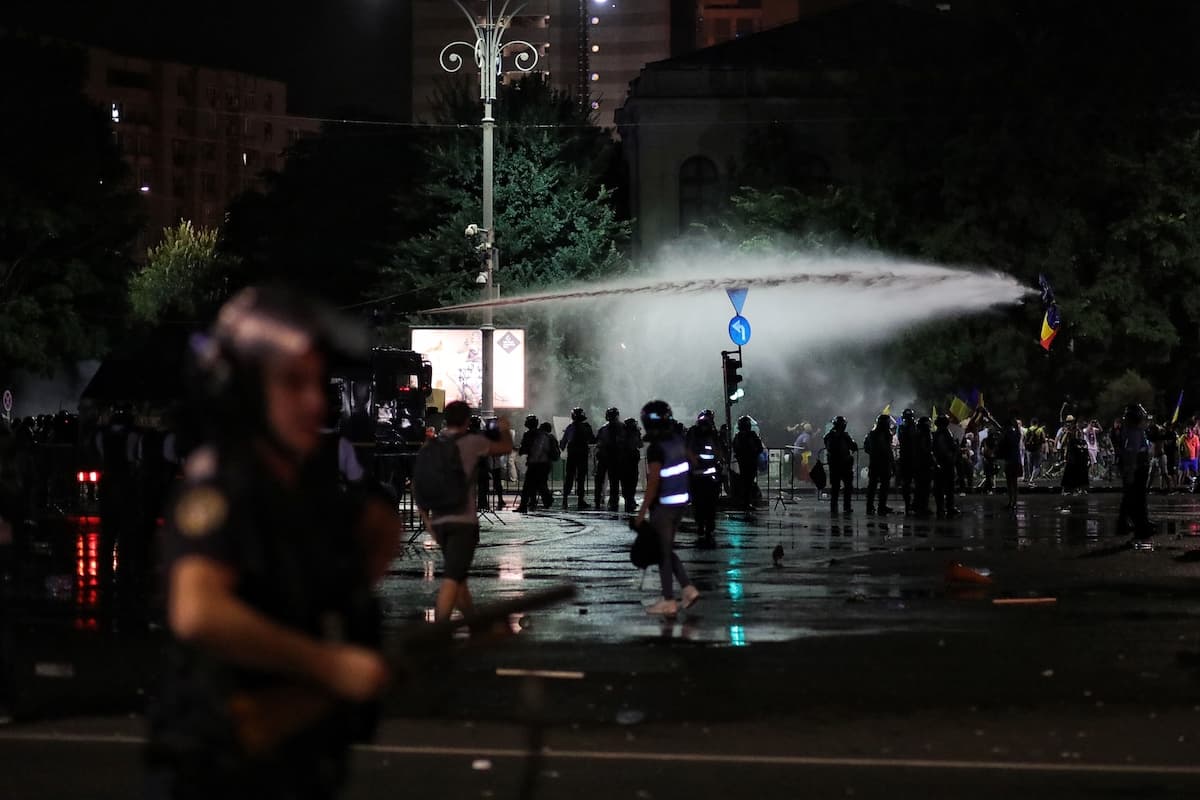 Almost 70 people hurt in Friday’s protest in Bucharest asked for medical certificates