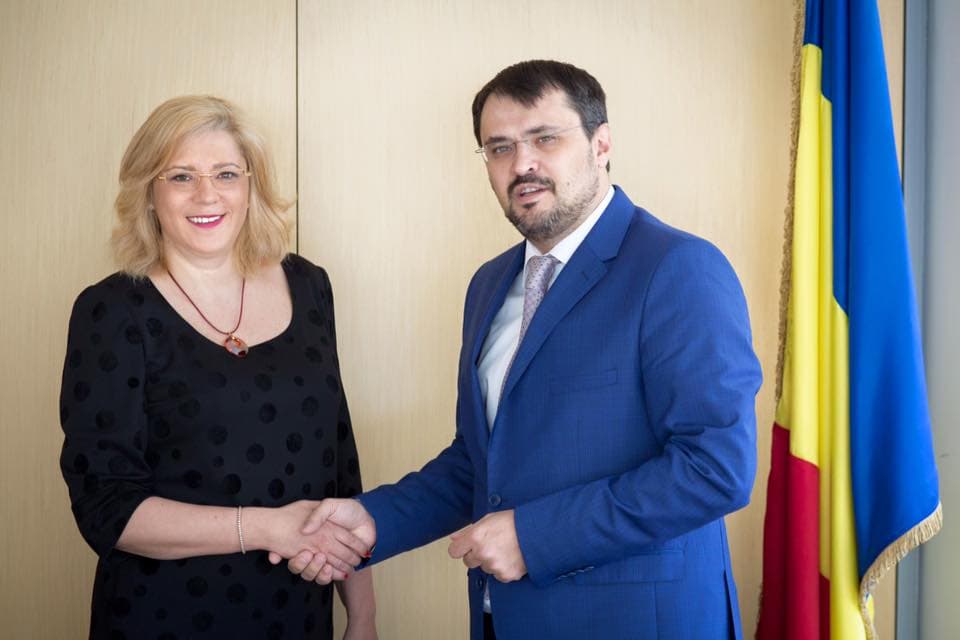 Romania’s EU Funds Minister and Romanian EC Commissioner clash on Facebook over absorption rate