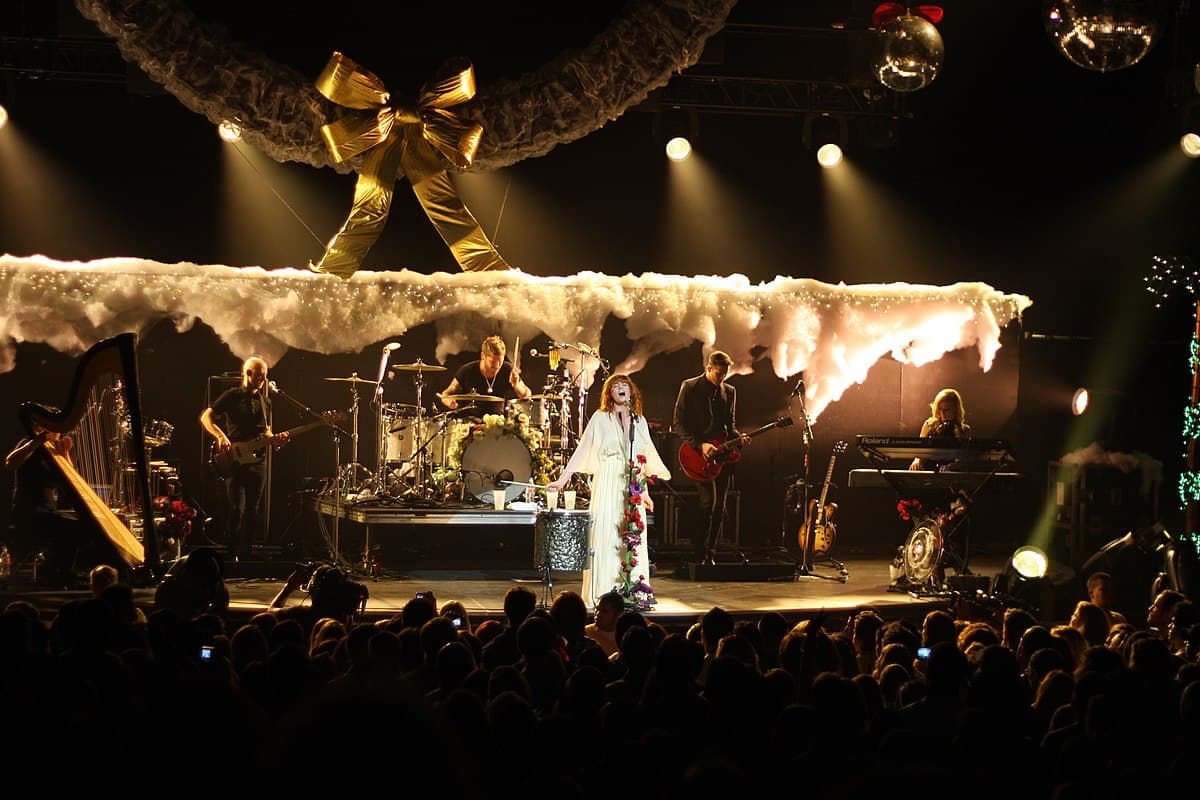 Florence + The Machine, 30 Seconds to Mars headline 2019 Electric Castle festival in Romania