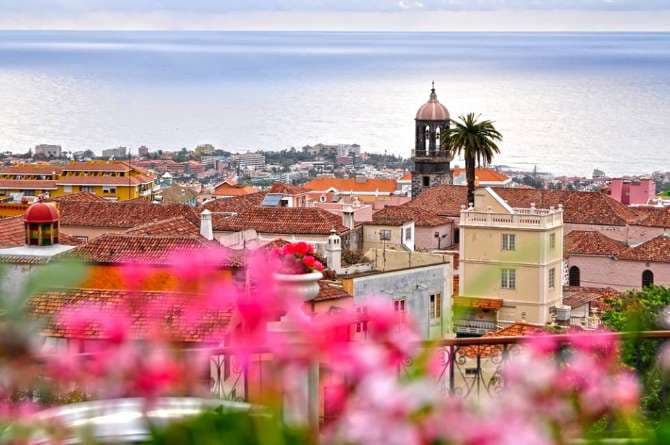 Romanian president’s vacation spot revealed after Facebook announcement