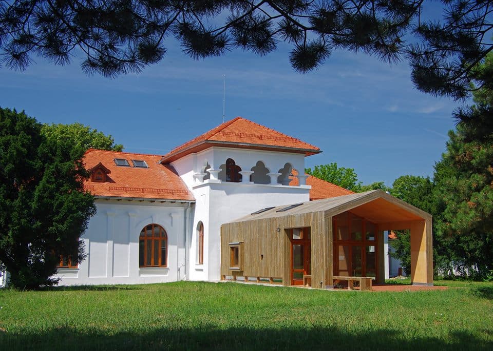 NGO opens first socio-medical center for children with incurable diseases in Romania