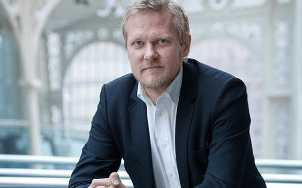 London Royal Opera House director receives Romanian distinction for promoting Enescu’s music
