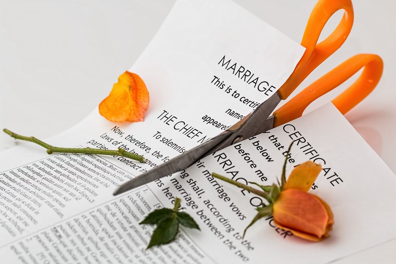 What’s the average duration of a failed marriage in Romania?
