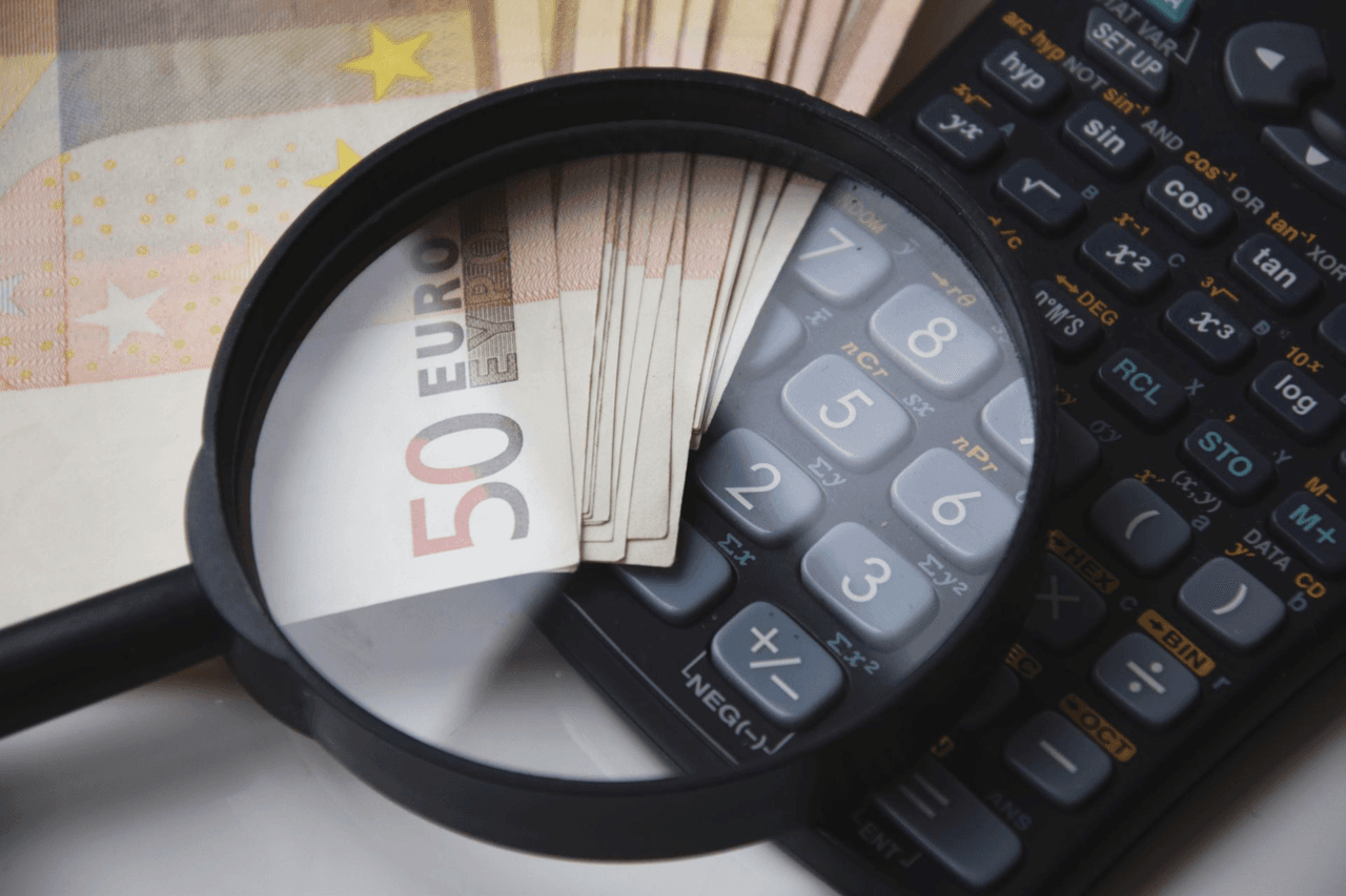 Romania's budget deficit hits 1.1% of GDP in first four months