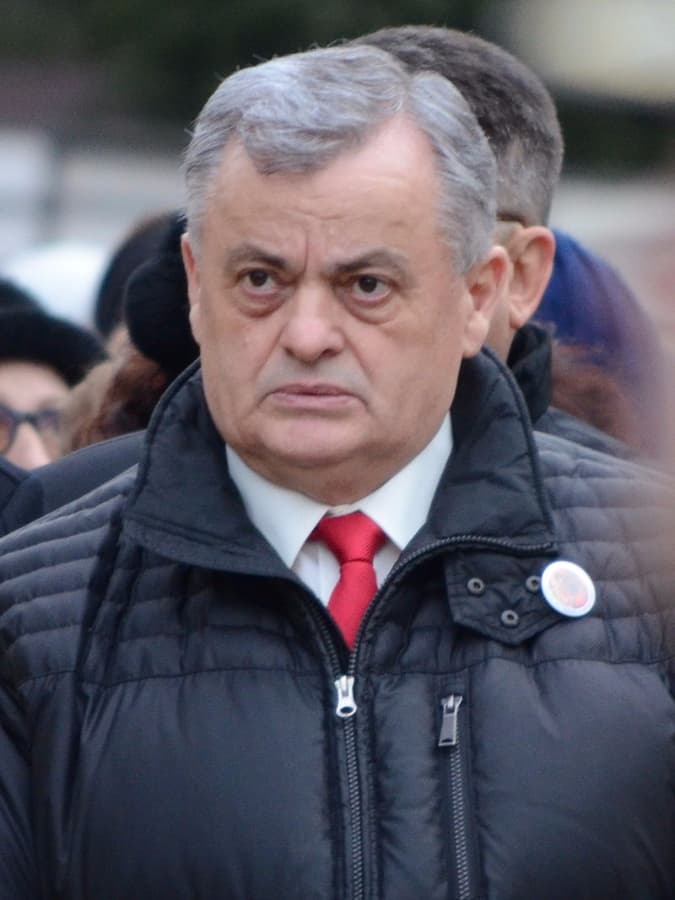 Prosecutor requests ten-years jail sentence for former Romanian mayor