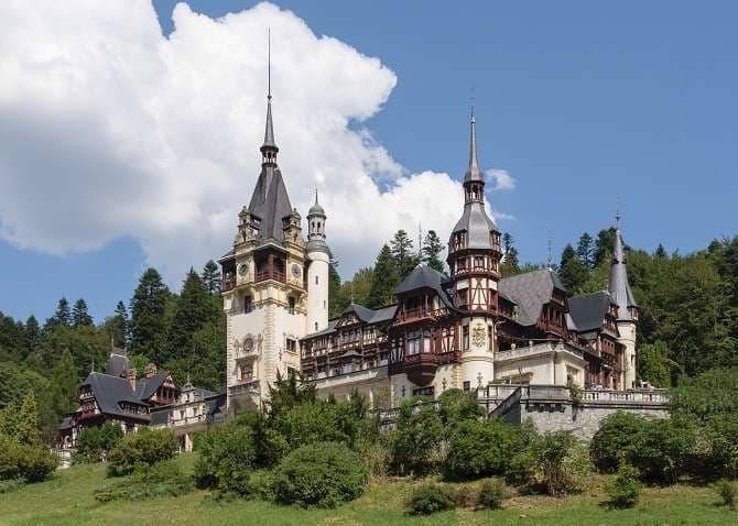 Peles Castle, Art Museum closed during funeral of Romania's King Michael I