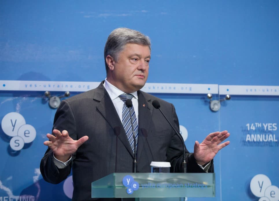 Ukraine promulgates law affecting Romanian minorities
