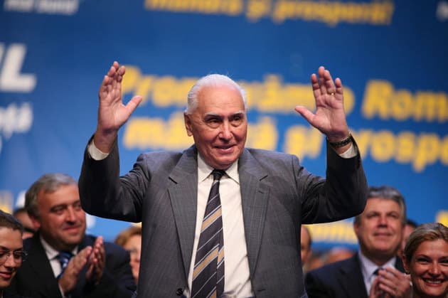 Veteran Romanian liberal leader Radu Campeanu dies at age 94