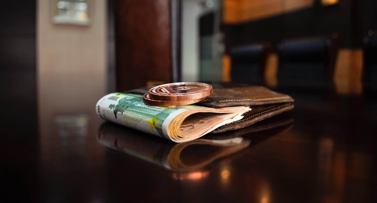 Number of employees earning EUR 1,000 or more in Romania doubles in five years