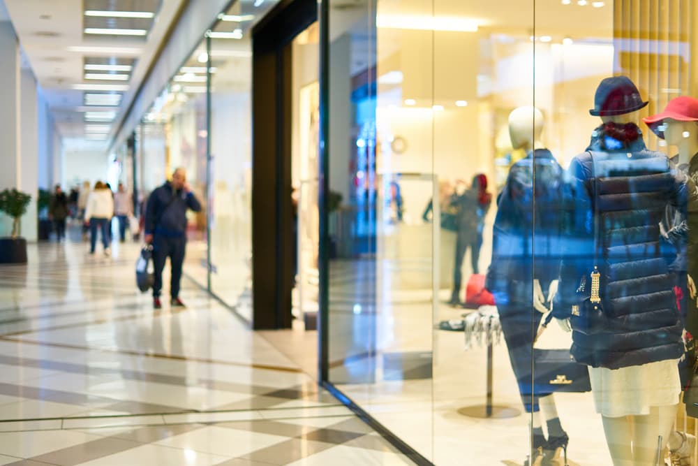 Retailers in Romanian malls invoke the state of emergency to suspend rental contracts