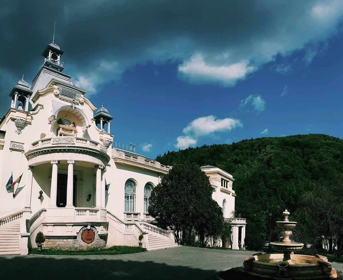 Over 300 musicians at festival in Romanian mountain resorts