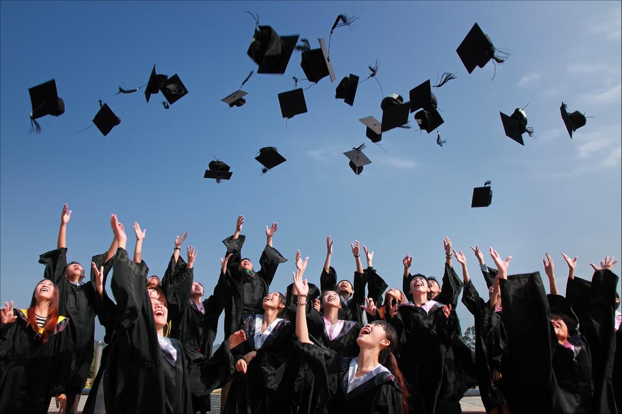 Romanian Fin Min wants tax collection agency to hire business graduates
