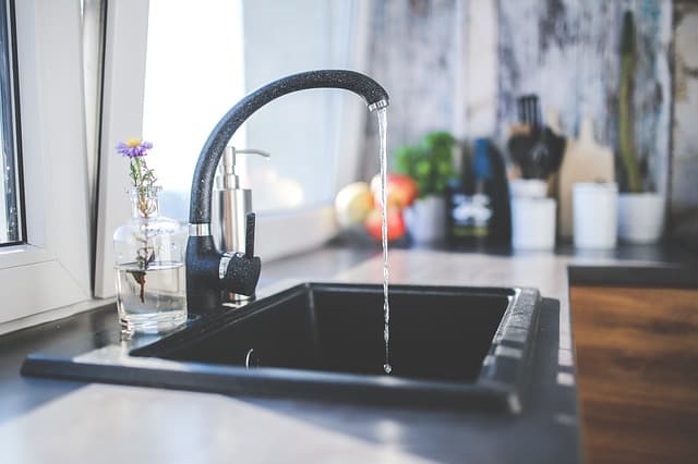 Romania gets EUR 360 mln from EU budget for water and sewage projects