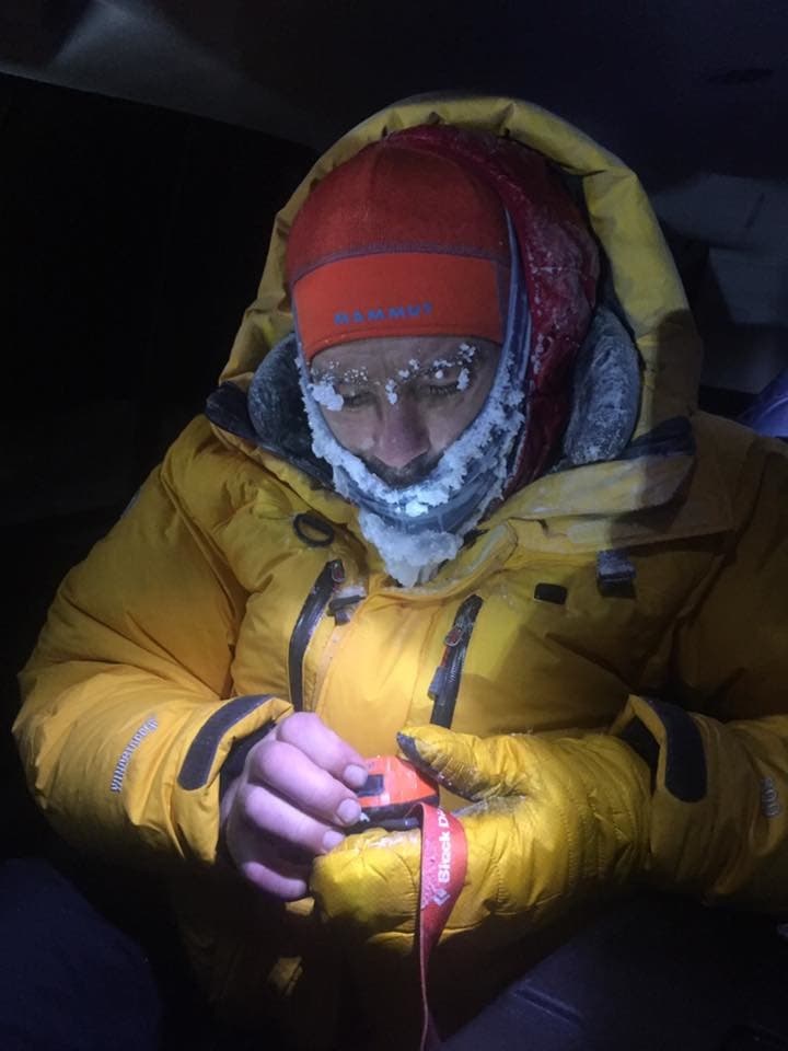 Romanian Tibi Useriu runs in 2018 arctic ultra-marathon to defend title
