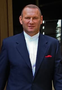 Romanian investor leaves liberal party to form new party and run for president