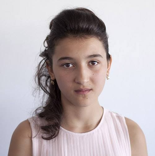 Romanian teenager stars in Cannes – winning film
