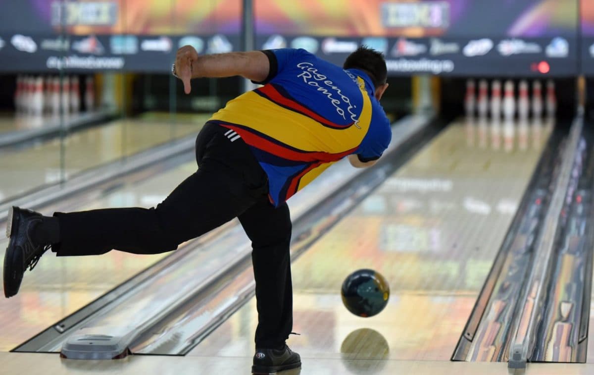 Players from 17 countries come to Bucharest for international bowling competition