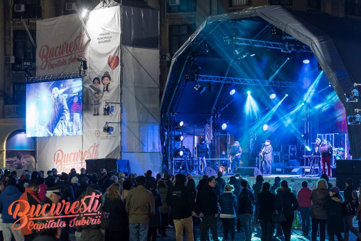 History Faculty teachers complain about the noise from spring festival in downtown Bucharest
