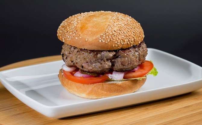 The first burger festival starts in Bucharest