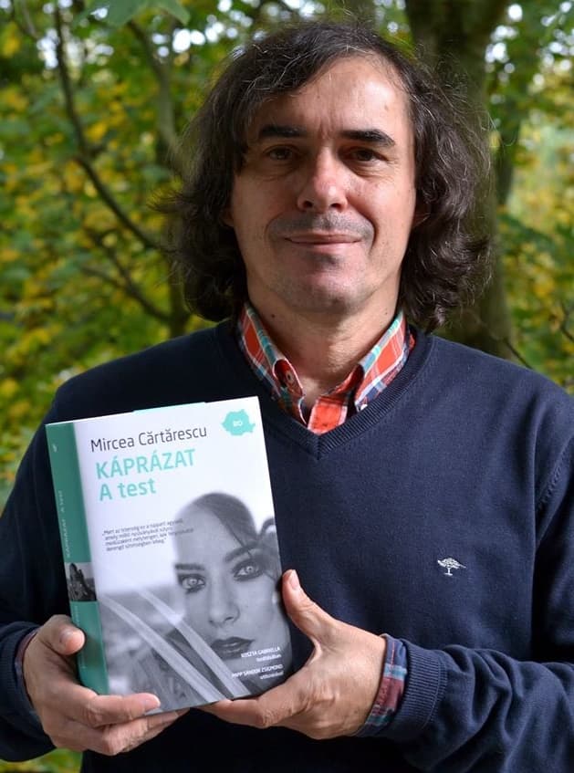 Romanian writer Mircea Cărtărescu receives national poetry award for entire work