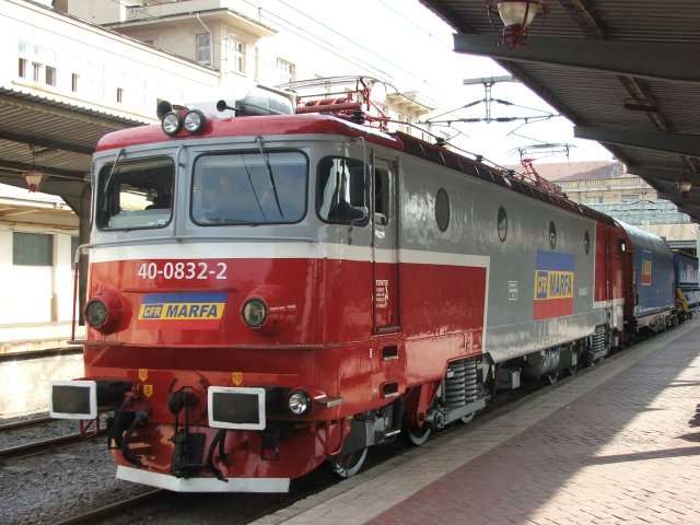 Prosecutors investigate undervalued scrap sale at Romania’s railway freight company