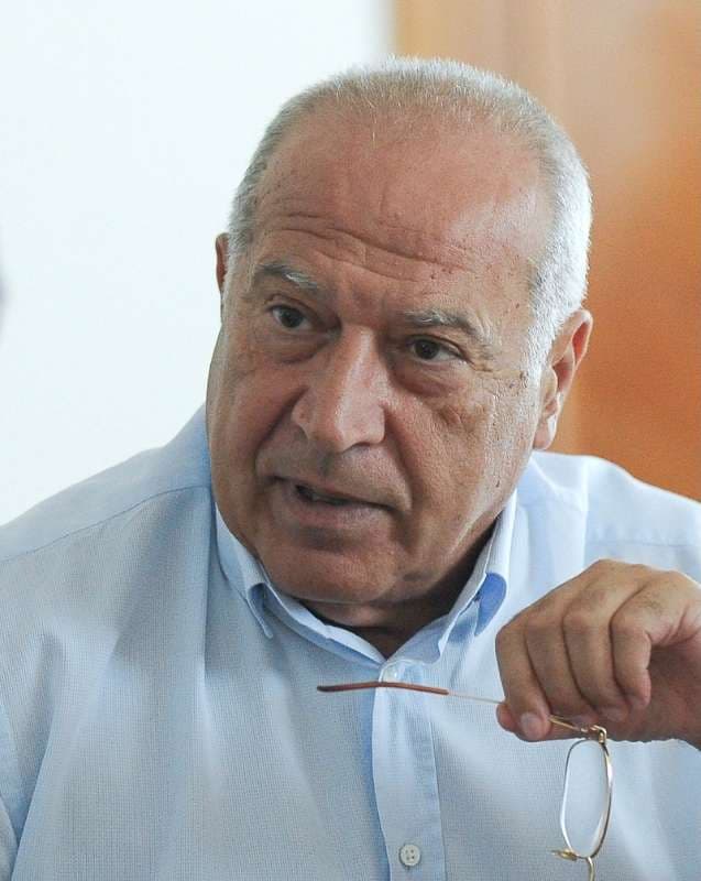 Romanian media mogul has chance to leave prison after judge expelled