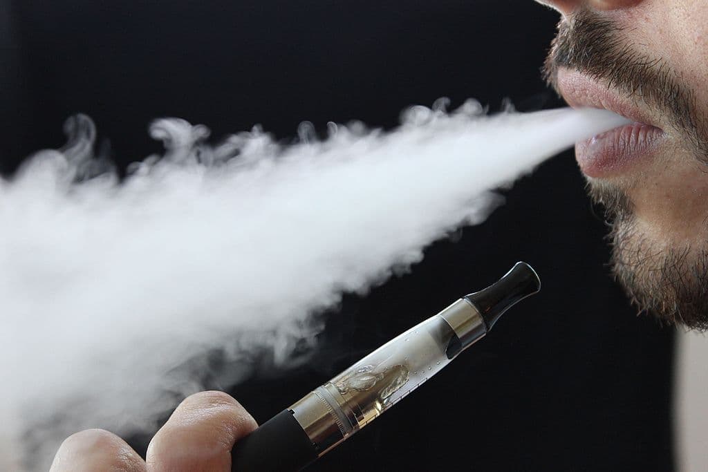 E-cigarettes could be banned in public spaces in Romania