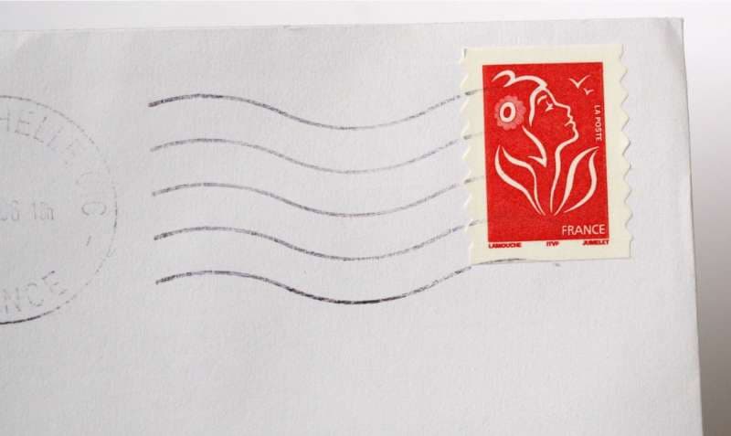 Bucharest city tales: Operation Post Office. Mission: send one letter. Time: 40 minutes