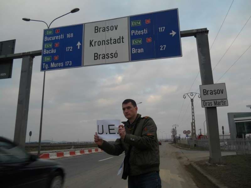 Independent Romanian candidate to European Parliament hitchhikes to Brussels with a bag full of questions for EU politicians
