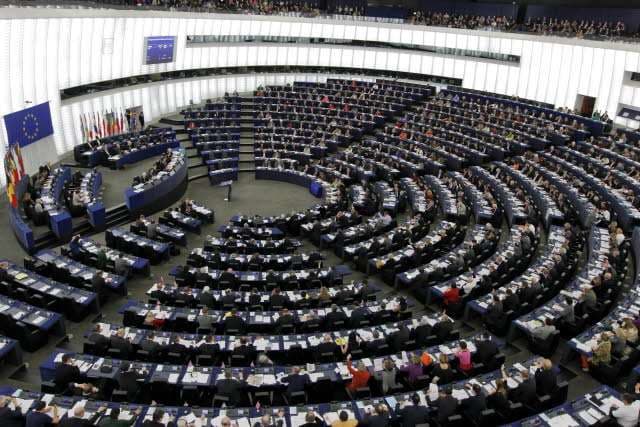 Eurobarometer: Romanians worry about election campaigns' transparency