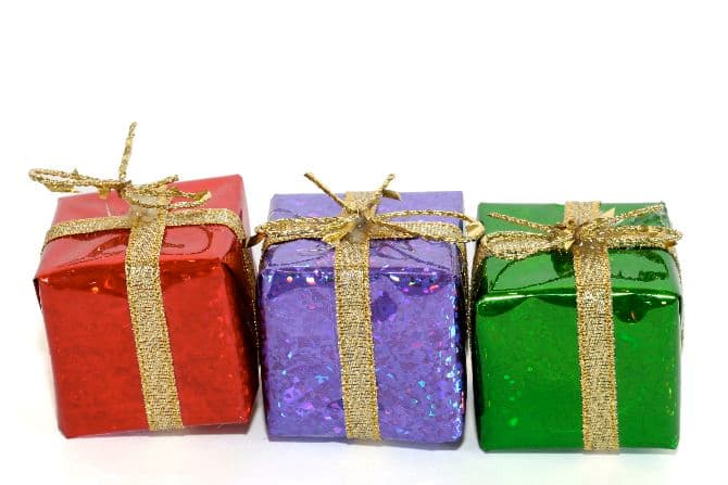 Survey: Romanians, cheaper than many other Europeans on Christmas gift shopping, but more generous than the Dutch