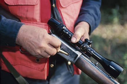 Romanian billionaire attends new local hunt