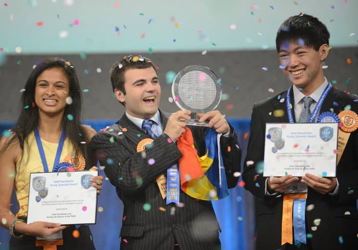Romanian student to have asteroid named in his honor after winning Intel science prize