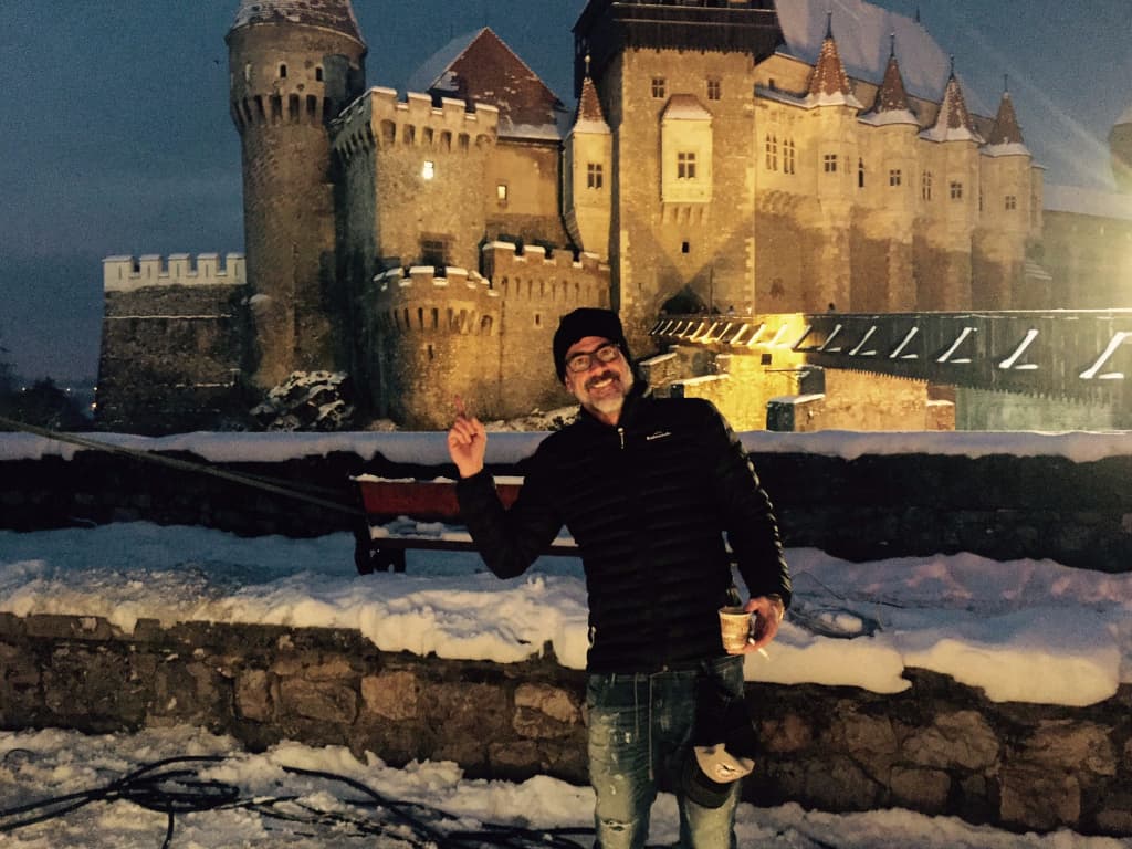 U.S. actors Jeffrey Dean Morgan and Aaron Eckhart shoot commercial in Romania