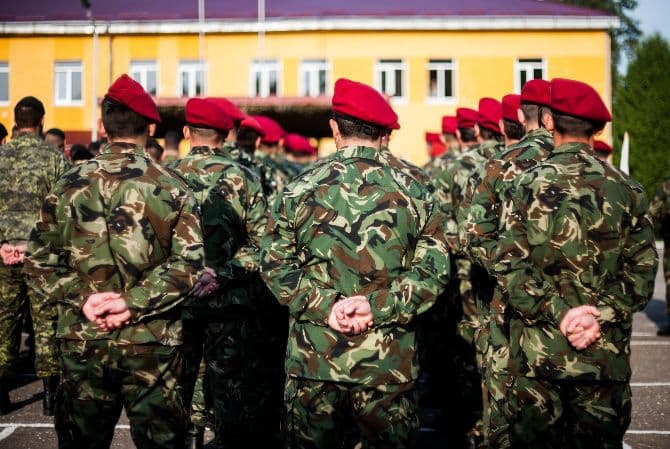 Romanian army plans to hire 2,800 voluntary reserve troops