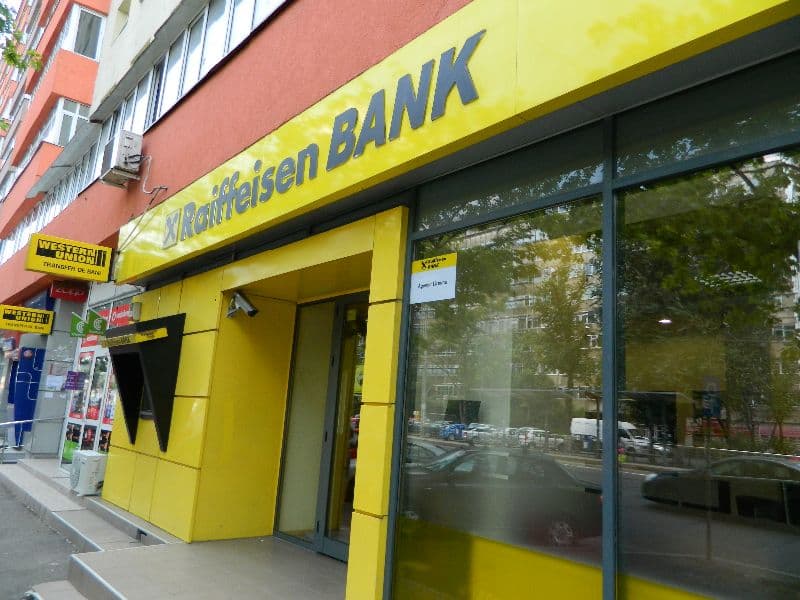 Moody's places Raiffeisen Bank's ratings under review for downgrade
