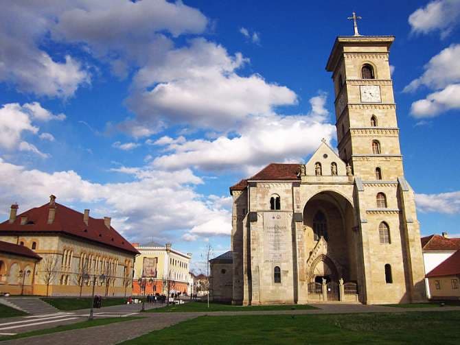 Bollywood film shot in Alba Carolina Citadel in central Romania