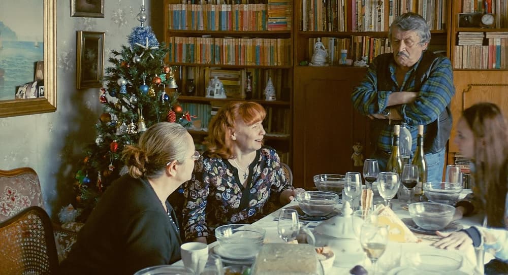 Romanian film review – Behind closed doors: Sieranevada