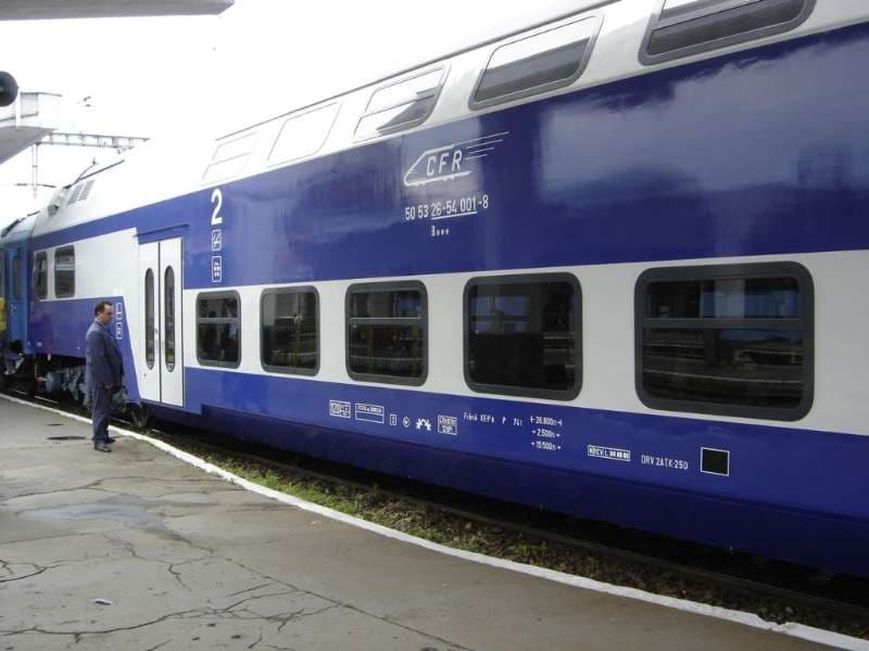 Romanian state-owned passenger trains register total delays of almost 9 years in 2017