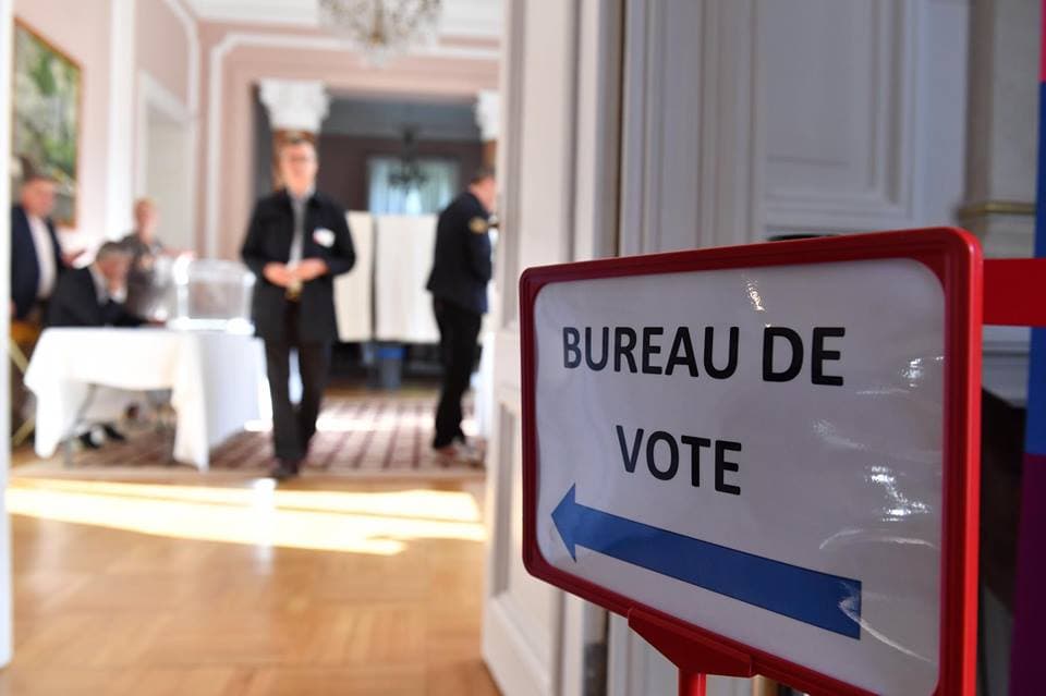Embassy: Frenchmen in Romania and Moldova voted for Emmanuel Macron