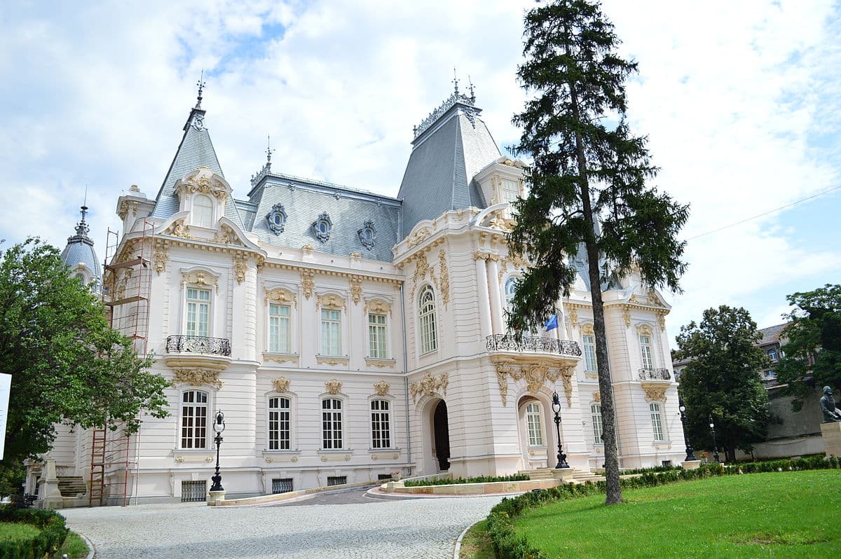 Chamber music concert series SoNoRo Conac focuses on France in 2019