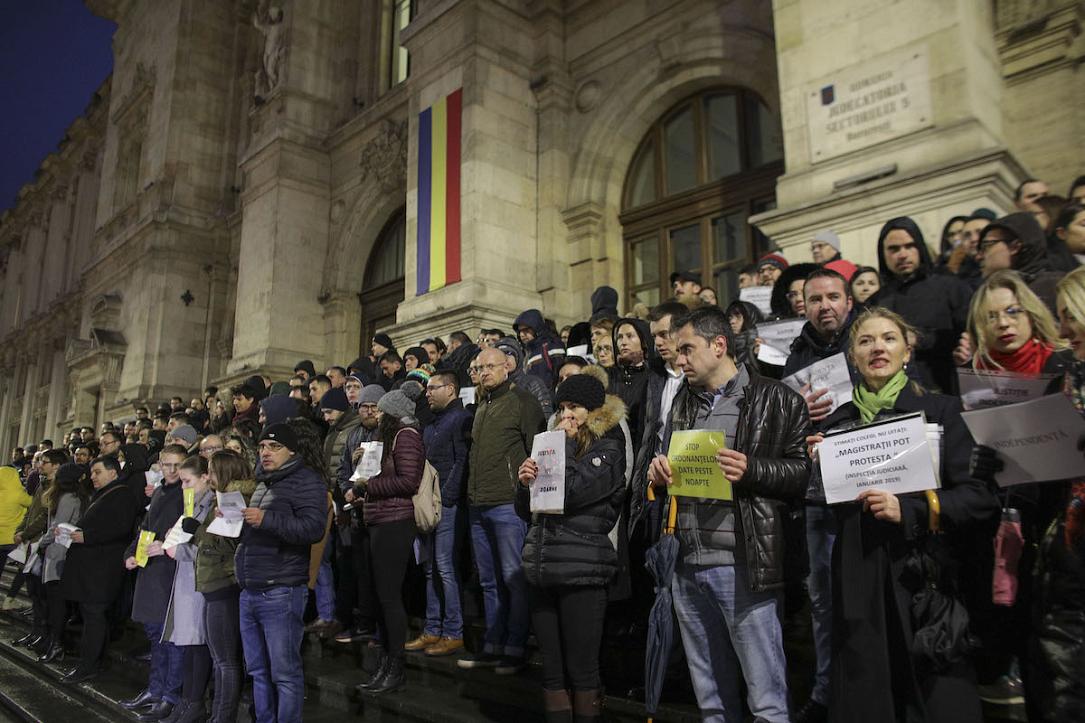Romanian Prosecutors Suspend Activity To Protest Against Govt S