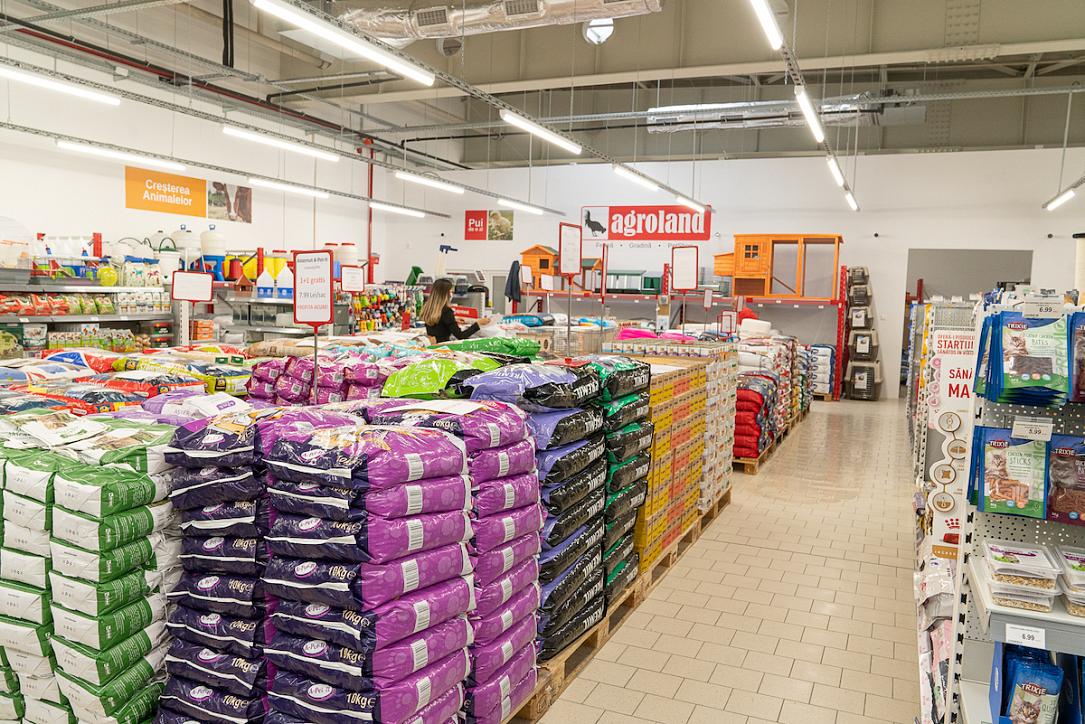 Romanian farm supply retailer Agroland opens its biggest store in
