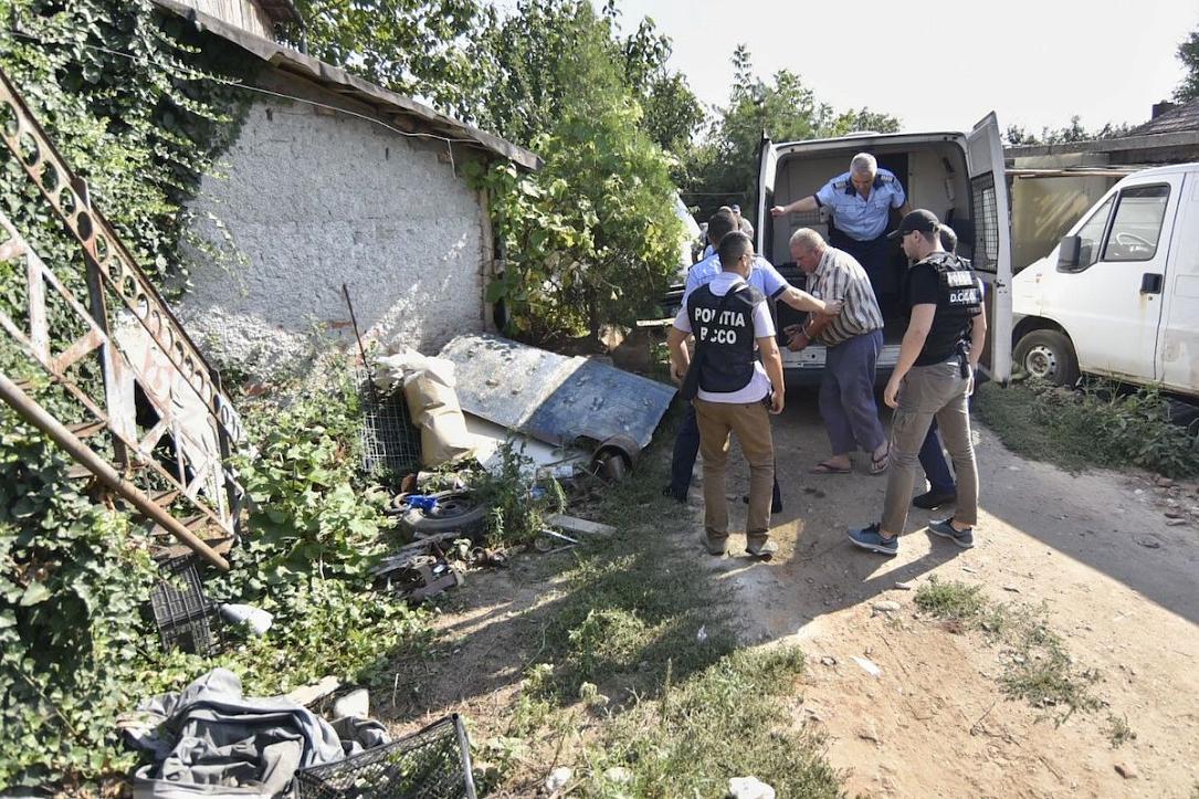 Caracal Murder Case Romania S Special Telecommunications Service Head Resigns Policemen Investigated Romania Insider