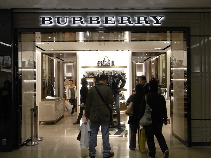 Burberry opens first mono-brand Bucharest store | Romania Insider